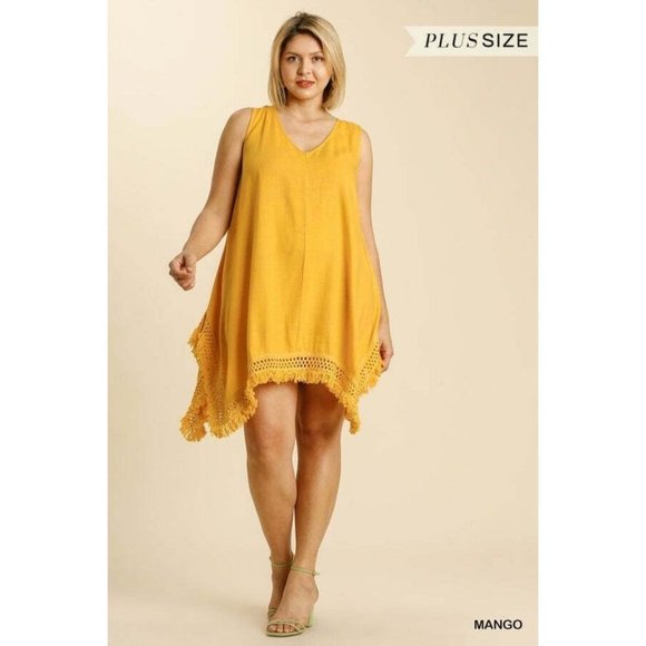 Umgee Plus Size Jade V-Neck Crochet Detail Sleeveless Dress - Picture 7 of 12